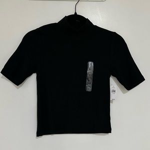 💥💥 GAP Cropped Turtle Neck Top ! 💥💥